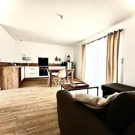 Al Pais Del Mesturet