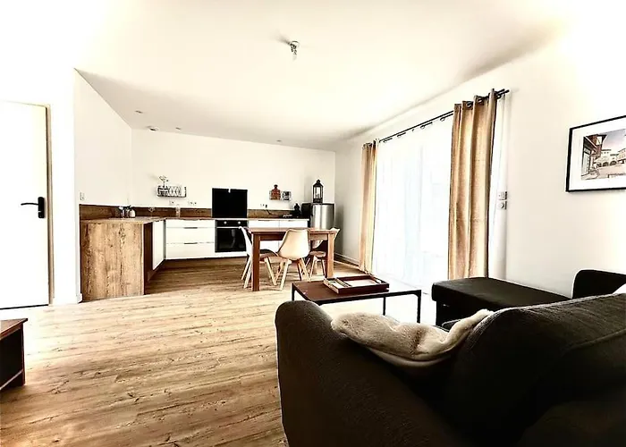 Al Pais Del Mesturet