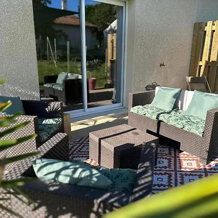 Al Pais Del Mesturet Nyaraló *